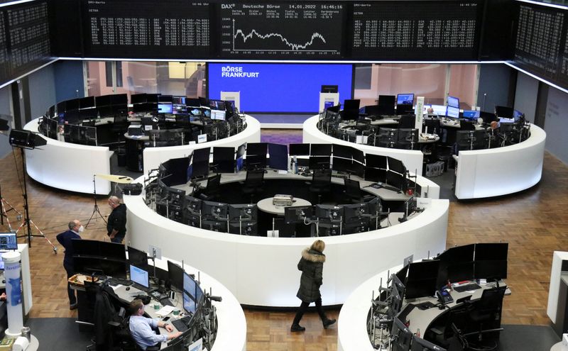 &copy; Reuters. FILE PHOTO: The German share price index DAX graph is pictured at the stock exchange in Frankfurt, Germany, January 14, 2022.    REUTERS/Staff