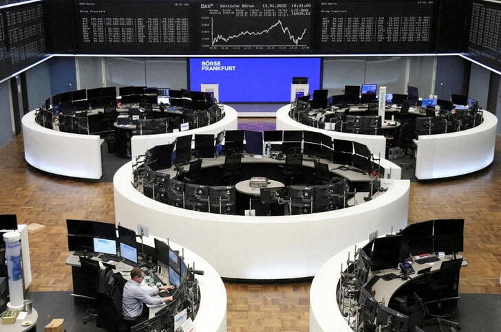 &copy; Reuters. The German share price index DAX graph is pictured at the stock exchange in Frankfurt, Germany, January 13, 2022.    REUTERS/Staff