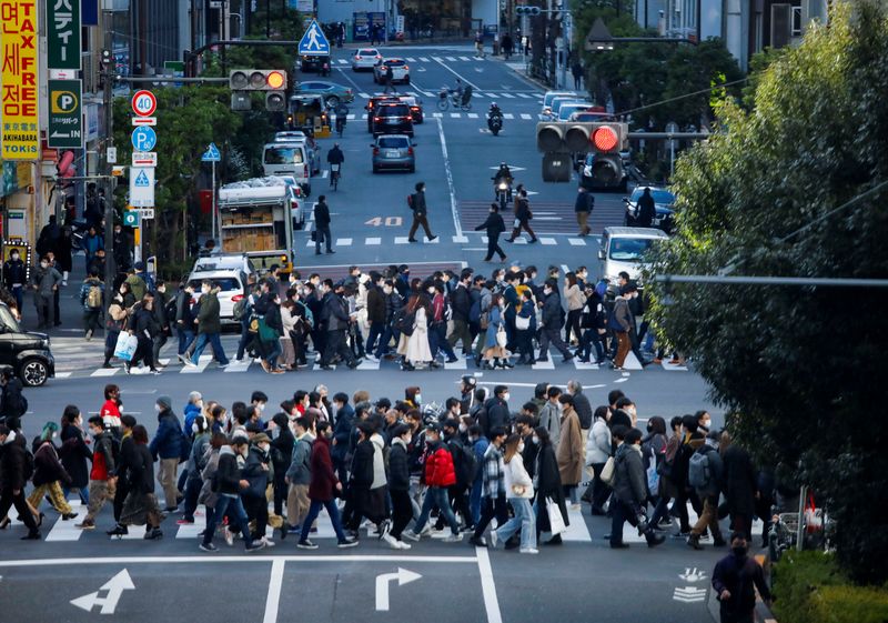 &copy; Reuters. 東京都は１８日、新たに５１８５人の新型コロナウイルス感染が確認されたと発表した。写真は１月１５日、東京で撮影（２０２２年　ロイター/Issei Kato）