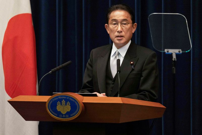 Abenomics não gerou economia sustentável, diz premiê japonês