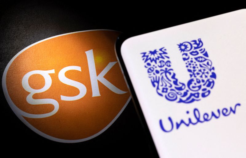 &copy; Reuters. FILE PHOTO: Smartphone with displayed Unilever logo is pictured next to GSK logo in this illustration taken on January 17, 2022. REUTERS/Dado Ruvic/Illustration