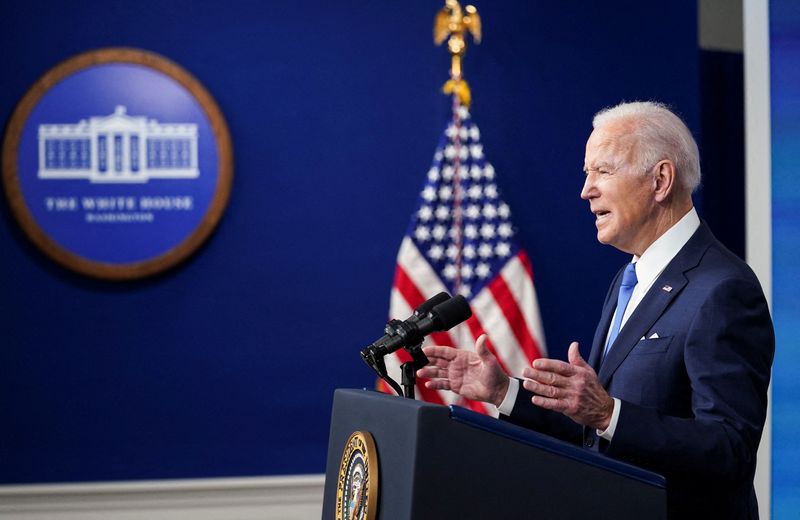 &copy; Reuters. FILE PHOTO: U.S. President Joe Biden delivers remarks on "how the Bipartisan Infrastructure Law will rebuild America's bridges," in the South Court Auditorium at the White House in Washington, U.S., January 14, 2022. REUTERS/Kevin Lamarque