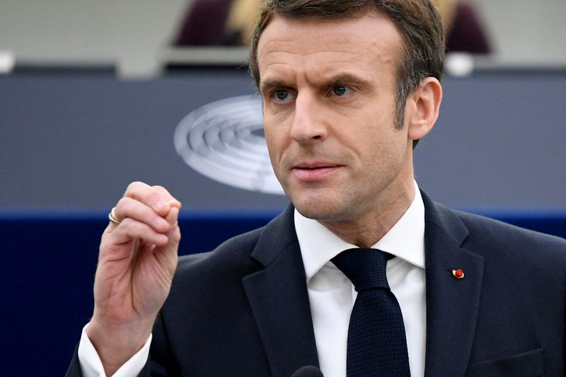 &copy; Reuters. Foto del miércoles del Presidente de Francia, Emmanuel Macron, hablando ante el Parlamento Europeo en Estrasburgo. 
Ene 19, 2022. Bertrand Guay/Pool via REUTERS