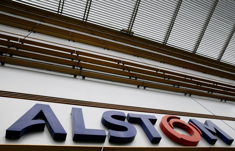 &copy; Reuters. FILE PHOTO: A logo of the Alstom is seen before the the news conference to present the company's full year to end-March 2015/16 annual results in Saint-Ouen, near Paris, France, May 11, 2016. REUTERS/Gonzalo Fuentes