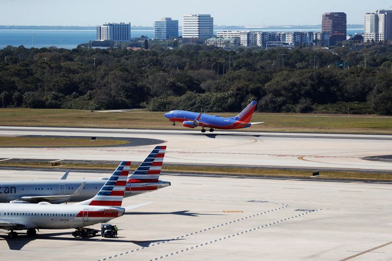 © Reuters. Aeronave da Southwest decola do Aeroporto Internacional de Tampa, na Flórida (EUA)
19/01/2022
REUTERS/Octavio Jones