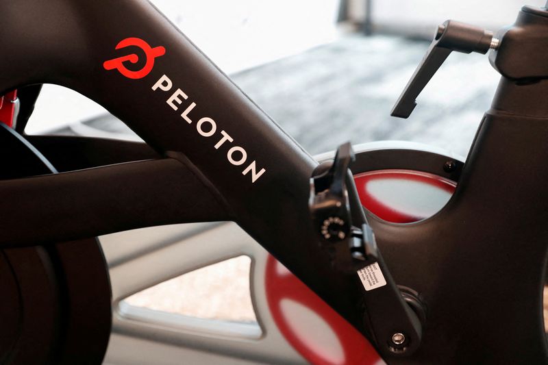 © Reuters. FILE PHOTO: A Peloton exercise bike is seen after the ringing of the opening bell for the company's IPO at the Nasdaq Market site in New York City, New York, U.S., September 26, 2019. REUTERS/Shannon Stapleton/File Photo