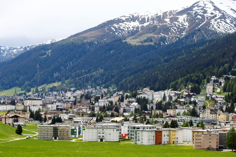 &copy; Reuters. A general view shows the Alpine resort Davos, amid the spread of the coronavirus disease (COVID-19), in Davos, Switzerland June 9, 2021. Picture taken June 9, 2021.  REUTERS/Arnd Wiegmann