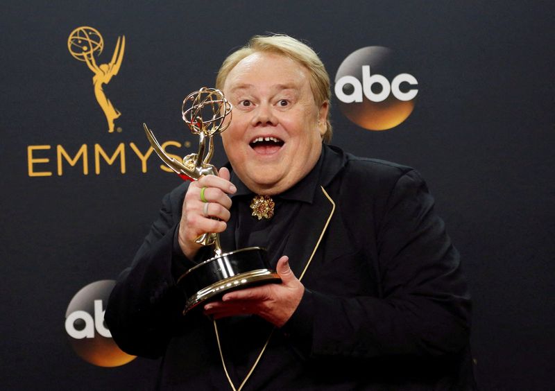 El actor ganador del Emmy Louie Anderson muere a los 68 años