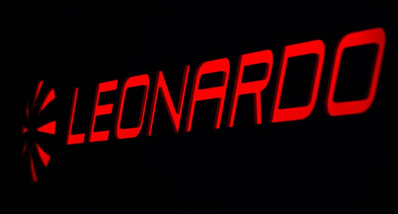 &copy; Reuters. Il logo Leonardo a Torino.  REUTERS/Stefano Rellandini