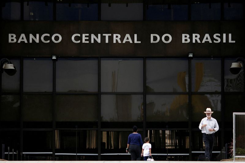 © Reuters. Fachada da sede do Banco Central em Brasília, Brasil
16/05/2017
REUTERS/Ueslei Marcelino TPX IMAGES OF THE DAY