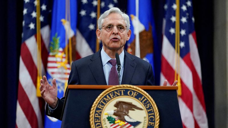 &copy; Reuters. FILE PHOTO: U.S. Attorney General Merrick Garland speaks at the Department of Justice,  in advance of the one year anniversary of the attack on the U.S. Capitol, in Washington, Wednesday, Jan. 5, 2022. Carolyn Kaster/Pool via REUTERS/File Photo