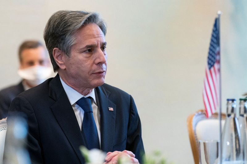 &copy; Reuters. FOTO DE ARCHIVO. El secretario de Estado de Estados Unidos, Antony Blinken, durante una reunión con el presidente suizo, Ignazio Cassis, en Ginebra, Suiza. 21 de enero de 2022. Alex Brandon/Pool vía REUTERS