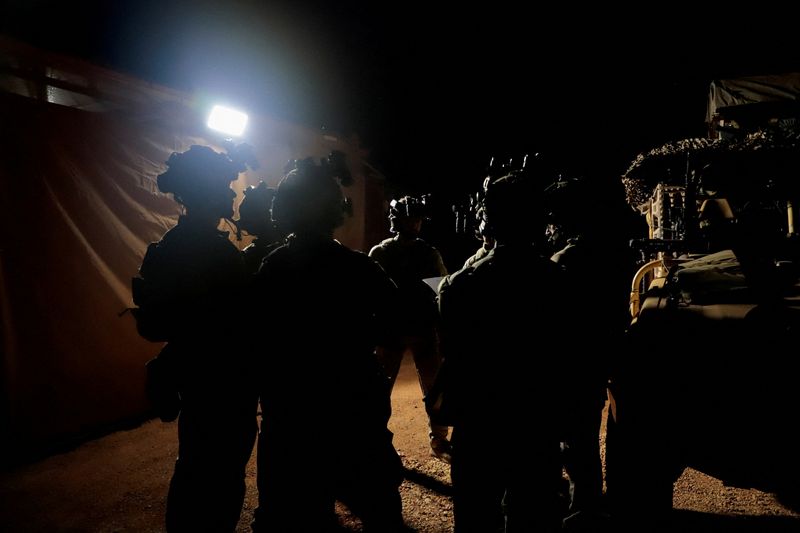 &copy; Reuters. Le gouvernement malien a de nouveau demandé jeudi au Danemark de retirer ses soldats déployés dans le pays dans le cadre d'une mission de lutte antiterroriste dirigée par la France. /Photo d'archives/REUTERS/Paul Lorgerie