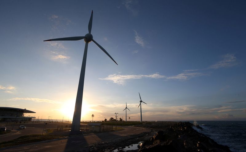 &copy; Reuters. Turbina de geração de energia eólica 
26/04/2017
REUTERS/Paulo Whitaker