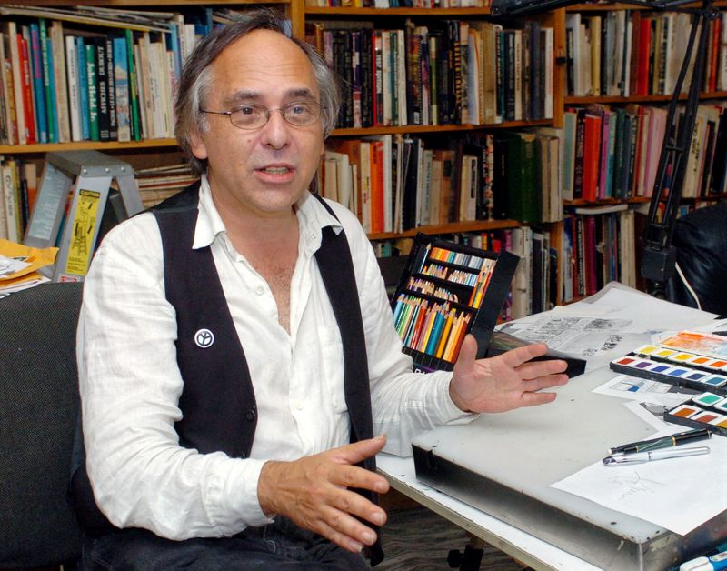 &copy; Reuters. FILE PHOTO: Author and artist Art Spiegelman, shown in his New York studio on September 17, 2004, who turned the pain of the Holocaust into a Pulitzer Prize winning comic book novel. REUTERS/Henny Ray Abrams