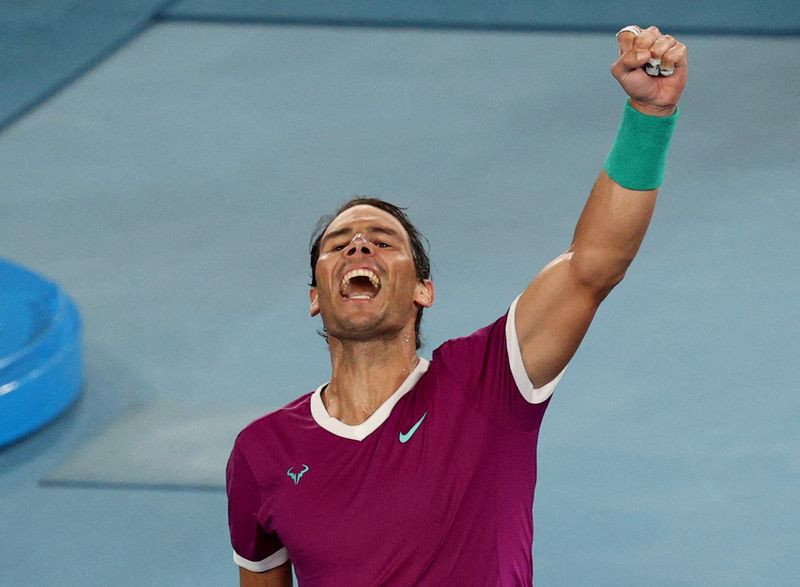 &copy; Reuters. Rafael Nadal comemora após derrotar Matteo Berrettini no Aberto da Austrália
28/01/2022 REUTERS/Loren Elliott