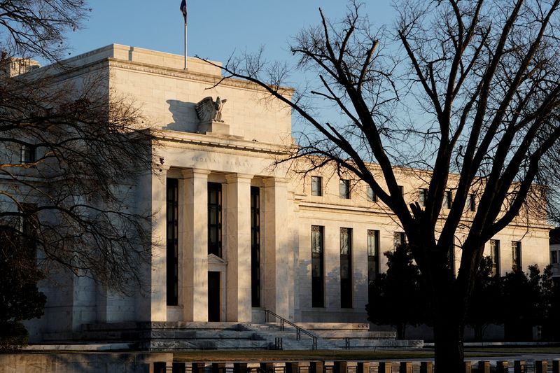 &copy; Reuters. FILE PHOTO: The Federal Reserve building is seen before the Federal Reserve board is expected to signal plans to raise interest rates in March as it focuses on fighting inflation in Washington, U.S., January 26, 2022.   REUTERS/Joshua Roberts