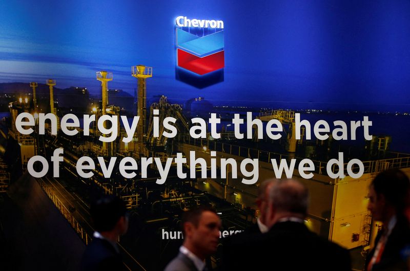 &copy; Reuters. FILE PHOTO: The logo of Chevron Corp is seen in its booth at Gastech, the world's biggest expo for the gas industry, in Chiba, Japan April 4, 2017.    REUTERS/Toru Hanai
