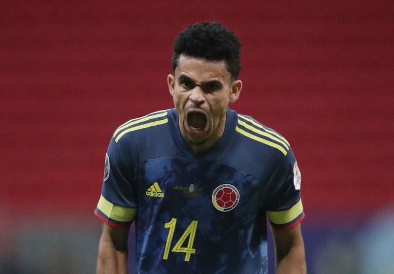 &copy; Reuters. Foto de archivo. El delantero colombiano Luis Díaz celebra un gol en el partido por el tercer puesto de la Copa América de Brasil 2021 entre Colombia y Perú , en el Estadio Mane Garrincha de Brasilia, Brasil, 9 de julio, 2021. REUTERS/Henry Romero