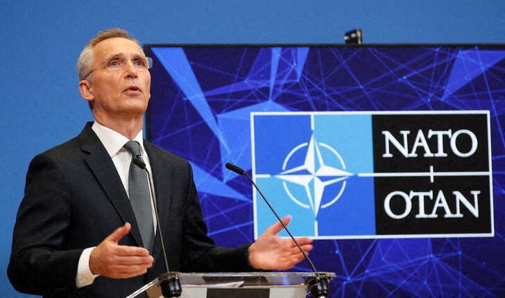 &copy; Reuters. NATO Secretary General Jens Stoltenberg speaks during a news conference at the Alliance's headquarters in Brussels, Belgium January 7, 2022. REUTERS/Johanna Geron