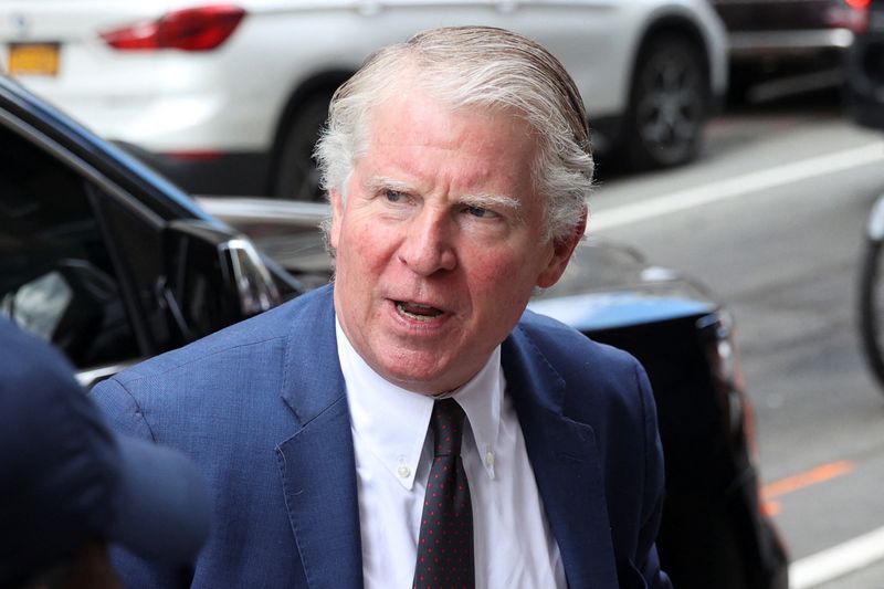 &copy; Reuters. FILE PHOTO: Manhattan district Attorney Cyrus Vance Jr. arrives at the District Attorney’s Office in the Manhattan borough of New York City, New York, U.S., July 1, 2021.   REUTERS/Angus Mordant