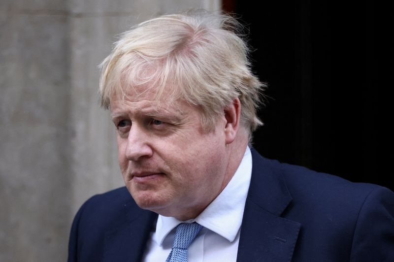 &copy; Reuters. British Prime Minister Boris Johnson walks outside 10 Downing Street in London, Britain, January 31, 2022. REUTERS/Henry Nicholls