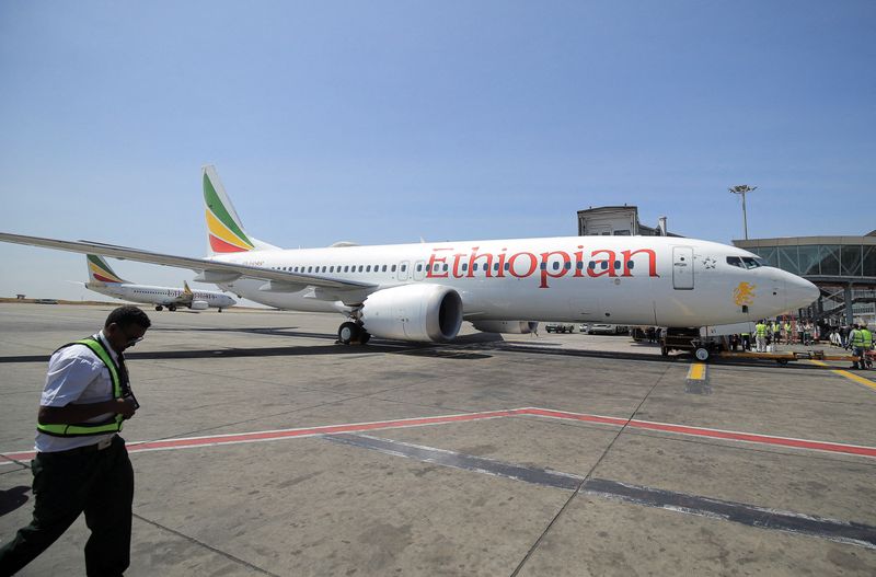 © Reuters. An Ethiopia’s Airlines Boeing 737 Max 8 plane to take off on a demonstration trip to resume flights from the Bole International Airport in Addis Ababa, Ethiopia February 1, 2022. REUTERS/Tiksa Negeri