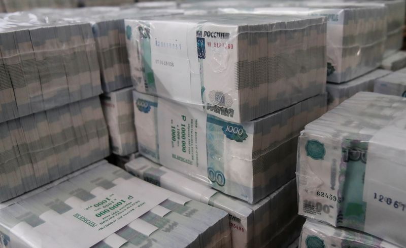 &copy; Reuters. Packs of 1000 Russian Roubles notes are pictured at Goznak printing factory in Moscow, Russia July 11, 2019. REUTERS/Maxim Shemetov