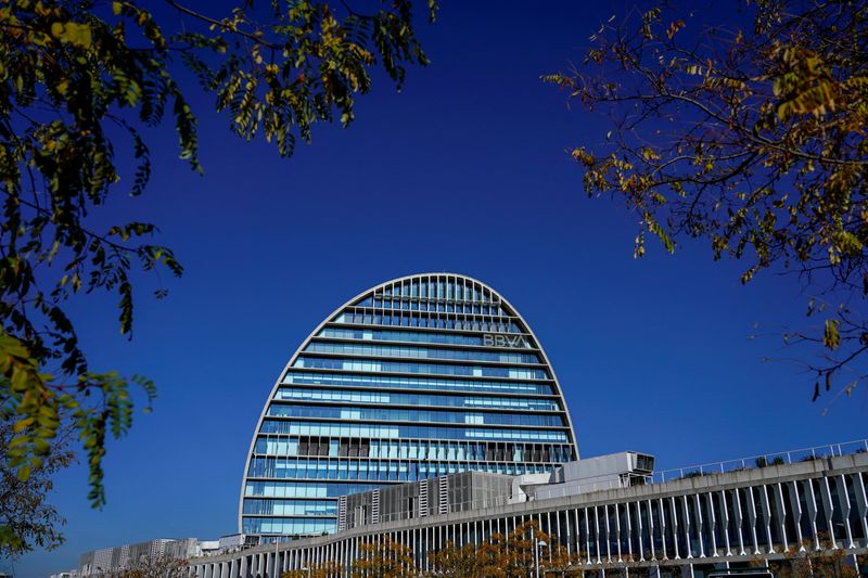 © Reuters. FILE PHOTO: A view shows the Spanish bank BBVA's headquarters, in Madrid, Spain November 17, 2020. REUTERS/Juan Medina/File Photo