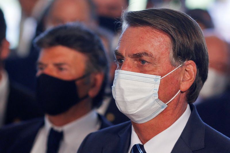 &copy; Reuters. El presidente de Brasil, Jair Bolsonaro, asiste a la sesión inaugural del Año Legislativo en Brasilia, Brasil. 2 de febrero, 2022. REUTERS/Adriano Machado