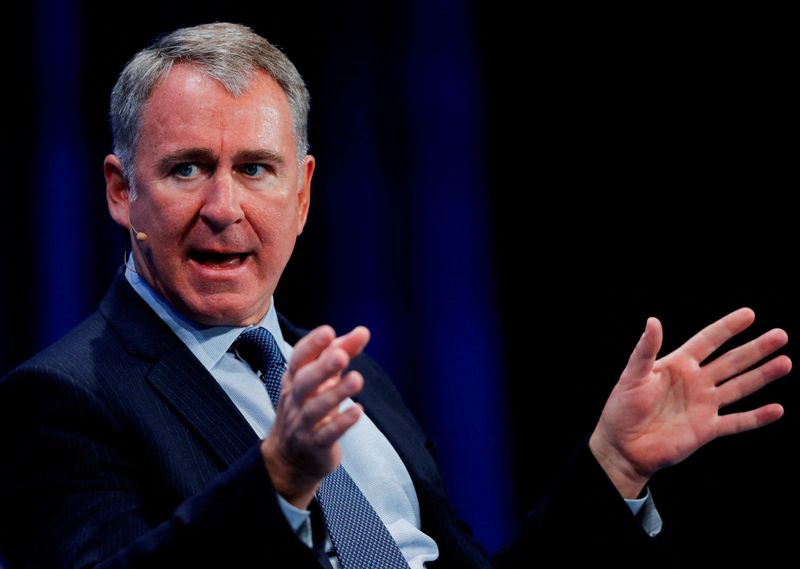 © Reuters. FILE PHOTO: Ken Griffin, Founder and CEO, Citadel, speaks during the Milken Institute's 22nd annual Global Conference in Beverly Hills, California, U.S., April 30, 2019.  REUTERS/Mike Blake