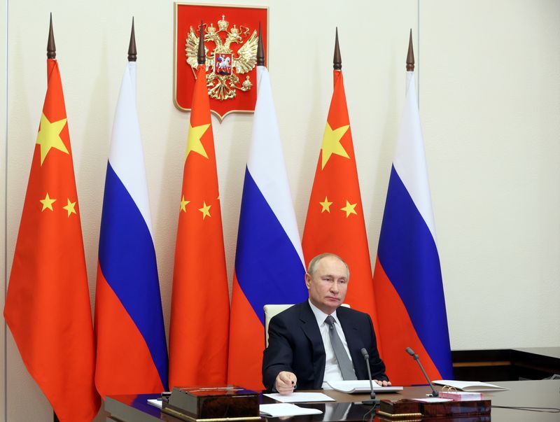 ЭКСЛЮЗИВ-РФ и Китай подписали новый контракт на поставку газа на 30 лет -- источник