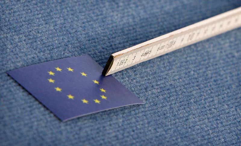 &copy; Reuters. Logo da União Europeia durante preparativos par fotos em reunião de ministros em Hamburgo, Alemanha
29/05/2007.     REUTERS/Christian Charisius