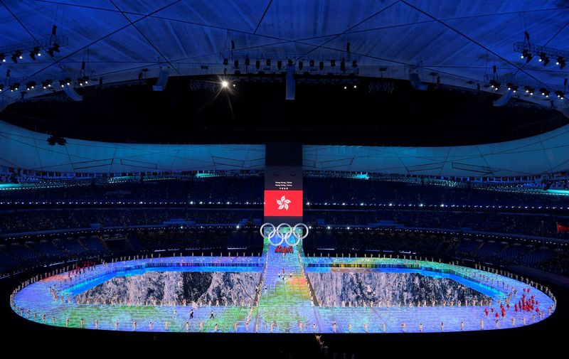 &copy; Reuters. 第２４回冬季オリンピック北京大会は４日夜、北京市の国家体育場（通称「鳥の巣」）で雪と氷をテーマにした開会式が行われ、１７日間にわたる熱戦がスタートした。（２０２２年　ロイ