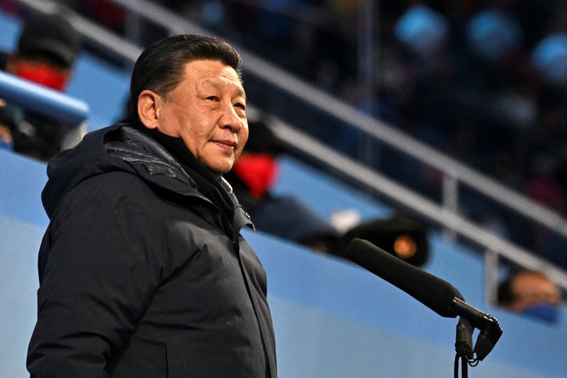 &copy; Reuters. الرئيس الصيني شي جين بينغ يلقي كلمة خلال افتتاح دورة الألعاب الأولمبية الشتوية في بكين يوم الجمعة. صورة لرويترز من ممثل لوكالات الأنباء.