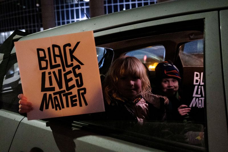 Hundreds in Minneapolis protest police killing of Black man in raid