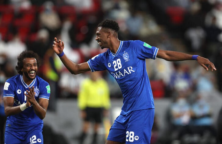 &copy; Reuters. Jogadores do Al Hilal celebram na vitória sobre o Al Jazira pelo Mundial de Clubes.  6/2/2022 REUTERS/Matthew Childs