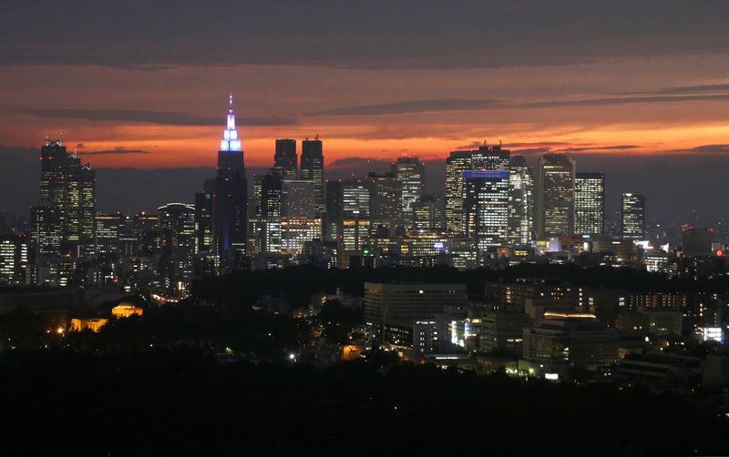 &copy; Reuters. FILE PHOTO: High-rise buildings are seen at the Shinjuku business district during sunset in Tokyo, Japan, May 31, 2018. REUTERS/Toru Hanai