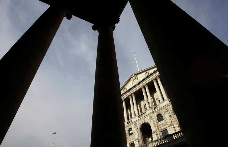 &copy; Reuters. FILE PHOTO: A view of Britain's Bank of England in the city of London March 5, 2009. REUTERS/Stefan Wermuth