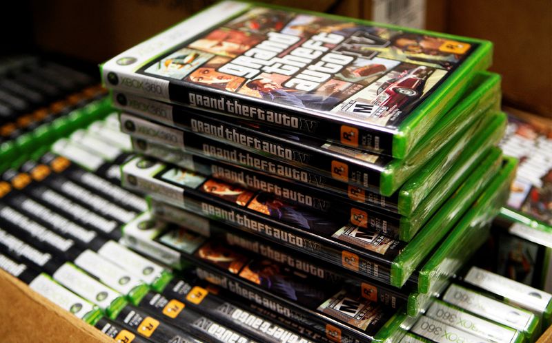 &copy; Reuters. FILE PHOTO: Stacks of the video game "Grand Theft Auto IV" can be seen as they go on sale at a GameStop store in New York April 28, 2008. Sale of the popular Rockstar Games title went on sale at midnight in the United States. REUTERS/Lucas Jackson/File Ph