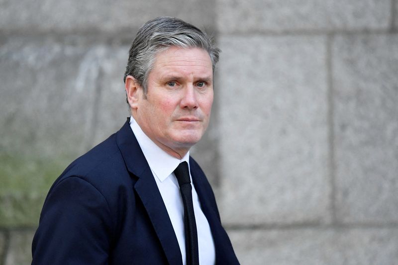 &copy; Reuters. FILE PHOTO: Britain's Labour Party leader Keir Starmer arrives for the remembrance mass of MP David Amess, who was stabbed to death during a meeting with constituents, at Westminster Cathedral in London, Britain, November 23, 2021. REUTERS/Toby Melville/F