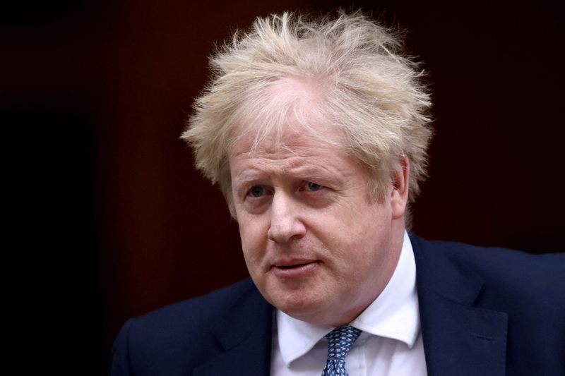 &copy; Reuters. FILE PHOTO: British Prime Minister Boris Johnson walks outside Downing Street in London, Britain, February 2, 2022. REUTERS/Henry Nicholls/File Photo