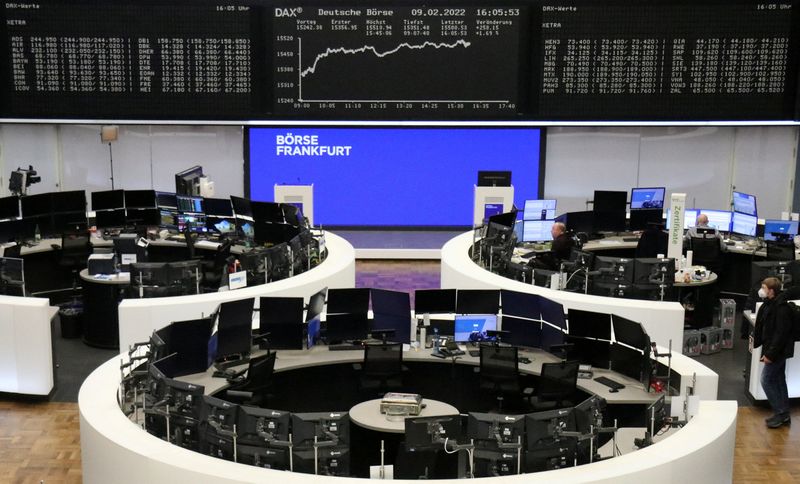 &copy; Reuters. Salão da Bolsa de Valores de Frankfurt, Alemanha
09/02/2022.
REUTERS/Staff