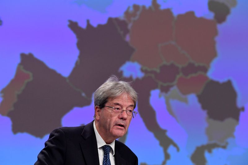 &copy; Reuters. FILE PHOTO - European Commissioner for Economy Paolo Gentiloni presents the Autumn 2020 Economic Forecasts, at the EU headquarters in Brussels, Belgium November 5, 2020. John Thys/Pool via REUTERS