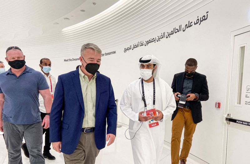 &copy; Reuters. FILE PHOTO: U.S. Marine General Frank McKenzie visits Dubai's Expo 2020 site in Dubai, United Arab Emirates, February 7, 2022. REUTERS/Abdel Hadi Ramahi/File Photo