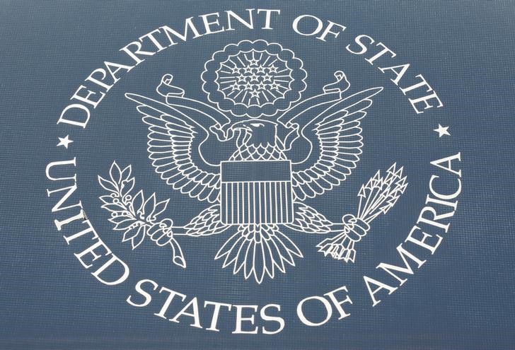 &copy; Reuters. The seal of the United States Department of State is shown in Washington, U.S., January 26, 2017.      REUTERS/Joshua Roberts