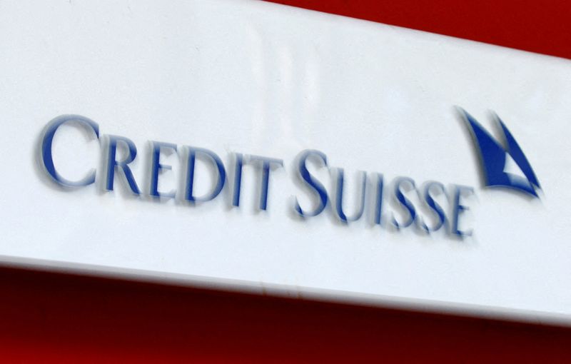 &copy; Reuters. The logo of Swiss bank Credit Suisse is seen at a branch office in Zurich, Switzerland, February 10, 2022. REUTERS/Arnd Wiegmann