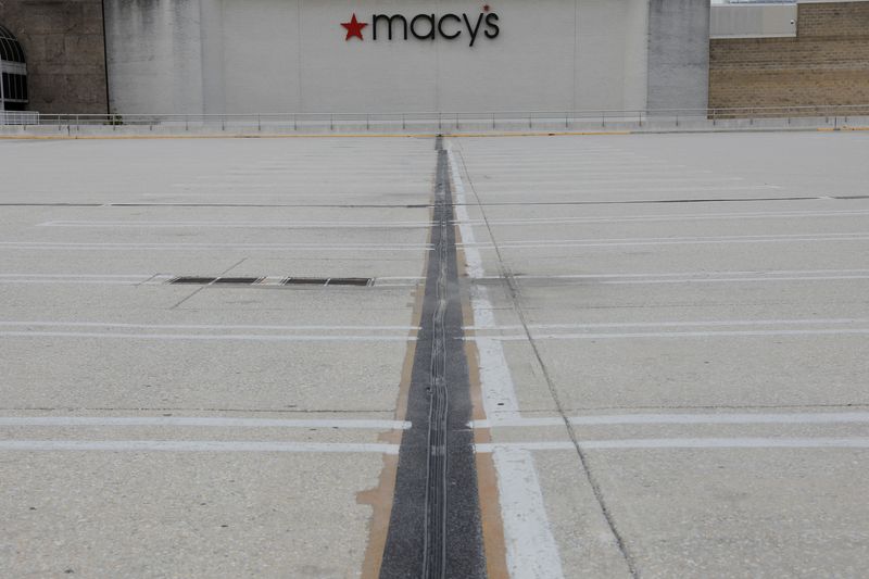 &copy; Reuters. FILE PHOTO: A Macy's department store stands behind an empty parking lot at King of Prussia Mall that remains closed due to the ongoing outbreak of the coronavirus disease (COVID-19) in Upper Merion Township, Pennsylvania U.S., May 21, 2020. REUTERS/Lucas