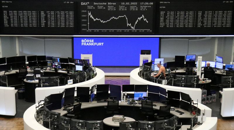 &copy; Reuters. FILE PHOTO: The German share price index DAX graph is pictured at the stock exchange in Frankfurt, Germany, February 10, 2022. REUTERS/Staff