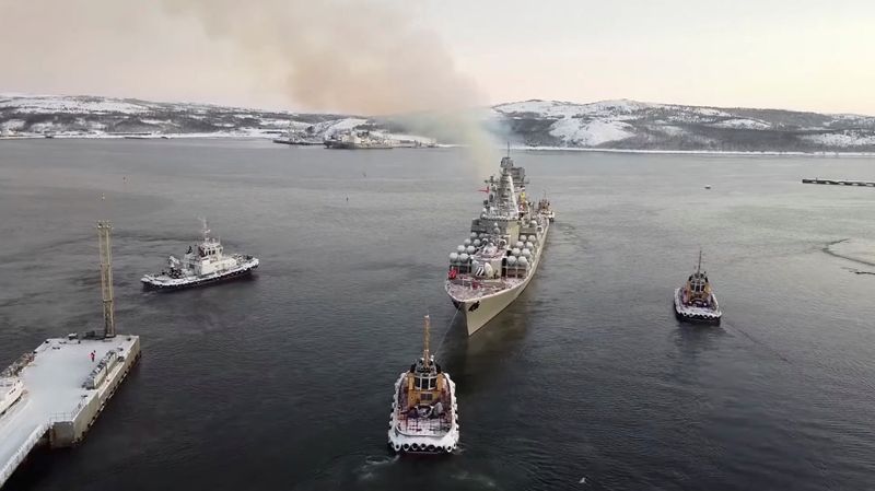 &copy; Reuters. Navios de guerra da Rússia durante exercícios militares no Mar de Barents
26/01/2022 Ministério da Defesa da Rússia/Divulgação via REUTERS